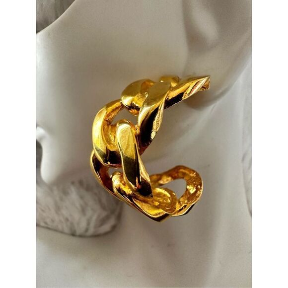 Gold tone braided link hoop earrings - Picture 5 of 9